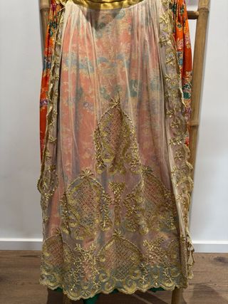 Traje Fallera Verde y Dorado