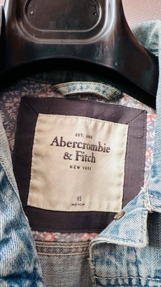 Giubbino jeans Abercrombie & Fitch blu