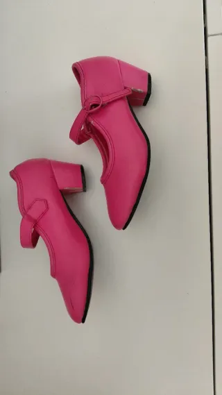 Zapatos Flamenca Niña Fucsia. Talla 29