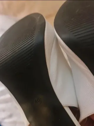 Slingback Blancas T.40 Tacón 10cm A estrenar