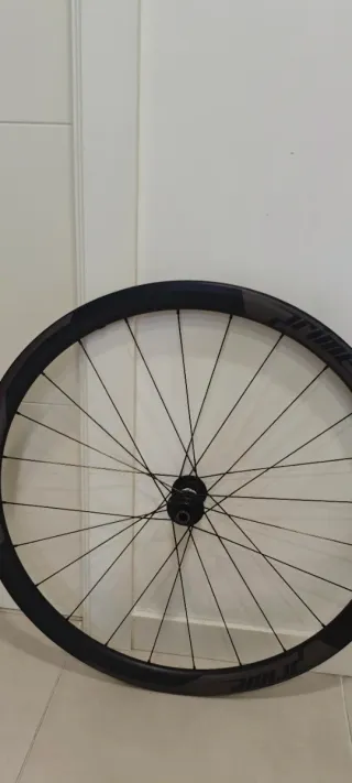 Ruedas de carretera Prime R40 Carbono