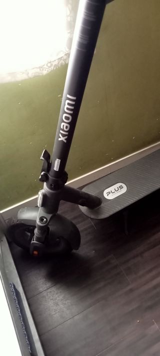 Patinete Eléctrico Xiaomi - Casi Nuevo