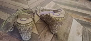 Sandalias cuña Almatrichi trenzadas beige/verde