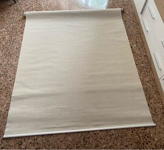 Estor enrollable beige tela