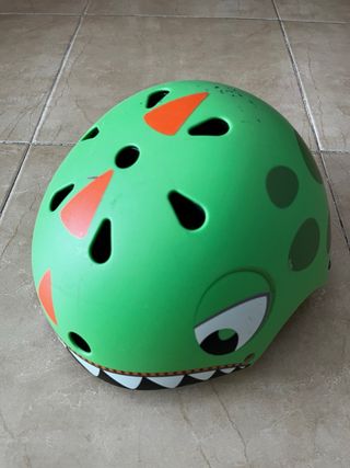 Bicicleta infantil 12” azul y casco