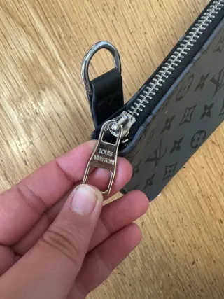 Cartera Louis Vuitton Negra y Gris