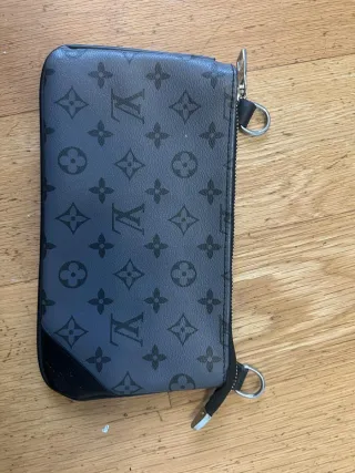 Cartera Louis Vuitton Negra y Gris