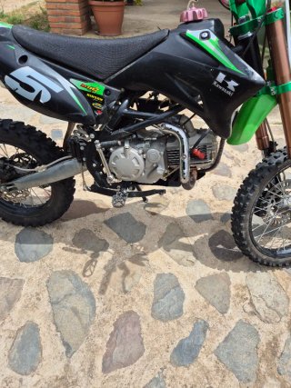 Moto Malcor 160cc Cross Negra y Verde