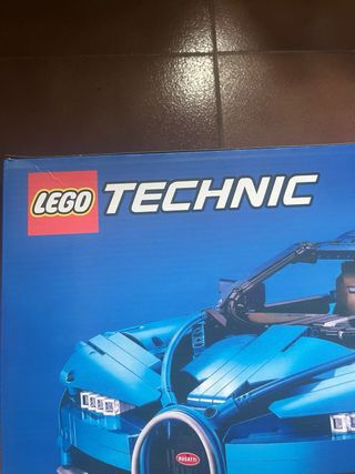 LEGO Technic Bugatti Chiron 42083