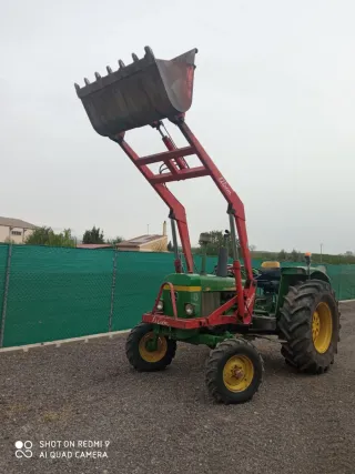 Pala Tractor el LEON