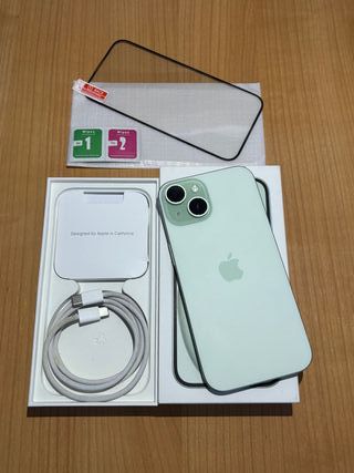 Batteria iPhone 15 verde 87%