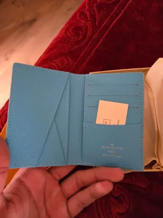 Cartera Louis Vuitton Azul Estampada