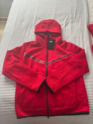 Conjunto Nike Tech Rojo