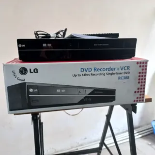LG RC388 Registratore DVD VHS