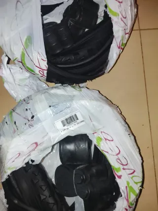 2 Neumáticos y 4 Cámaras 20 Pulgadas