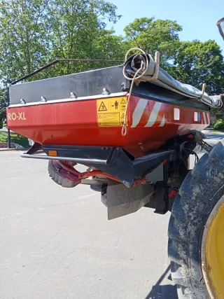 Abonadora Vicon RO-XL Eléctrica