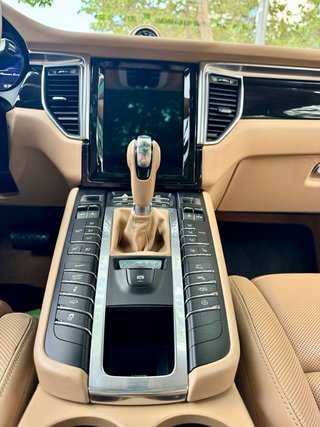 Porsche Macan 2015