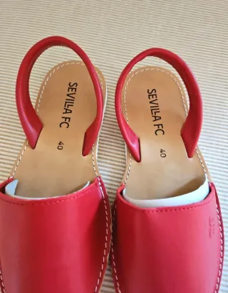 Menorquinas Sevilla FC Talla 40 Rojas