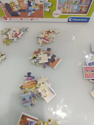 Clementoni Edukit Bluey 4 en 1 Puzzles y Juegos