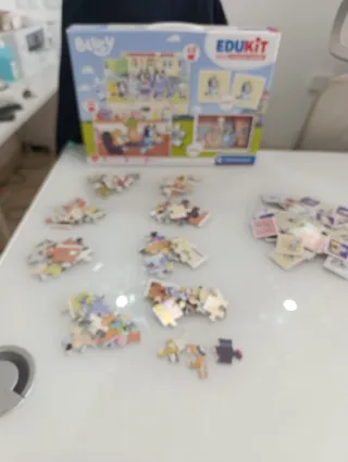 Clementoni Edukit Bluey 4 en 1 Puzzles y Juegos