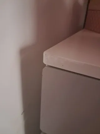 Cómoda Platsa de ikea gris y Blanca
