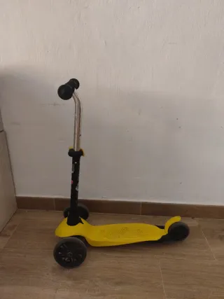 Patinete infantil 3 ruedas amarillo