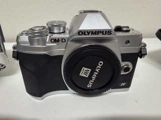 Olympus EM10 IV + Carcasa AOI Octo