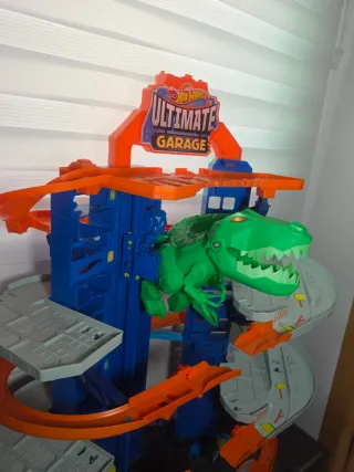 Hot Wheels Ultimate Garage Pista Dinosaurio