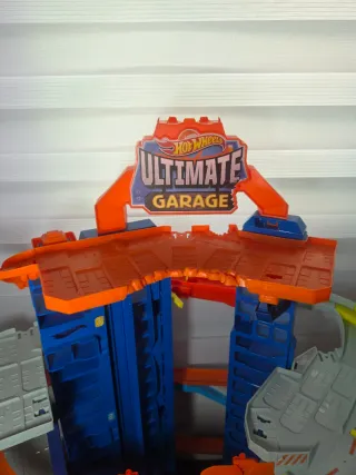 Hot Wheels Ultimate Garage Pista Dinosaurio