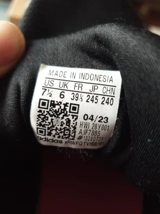 Zapatillas Adidas Negras y Rosas