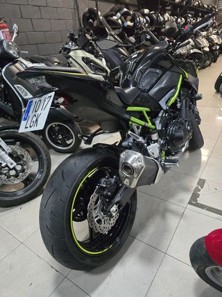 KAWASAKI Z900 2020 11.000KM NO LIMITABLE
