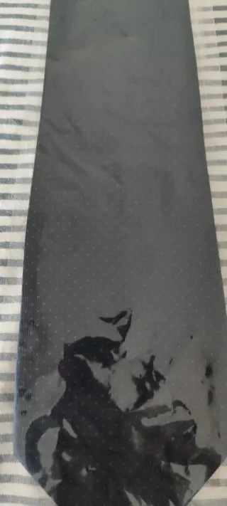 Corbatas sin estrenar