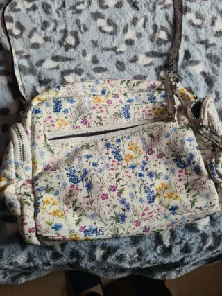 Bolso de mano con estampado floral