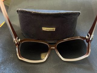 Gafas de sol Gucci GG oversize marrón degradadas.