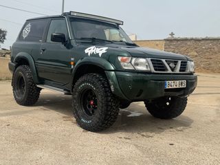 Nissan Patrol Y61