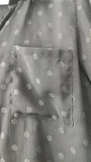 Camisa Stradivarius plumeti negra