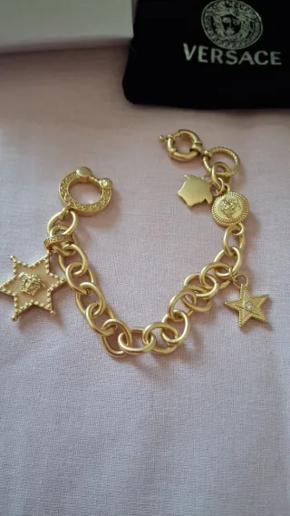 Bracciale Versace Dorato con Ciondolo
