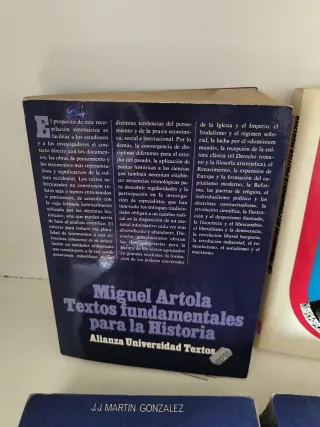 Libros variados 20€ unidad