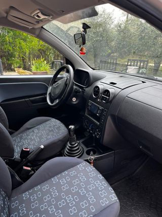 Ford Fusion 2005