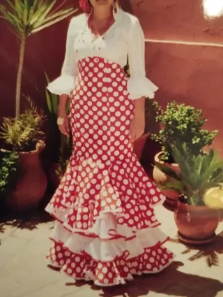 Vestido de flamenca lunares naranja y blanco
