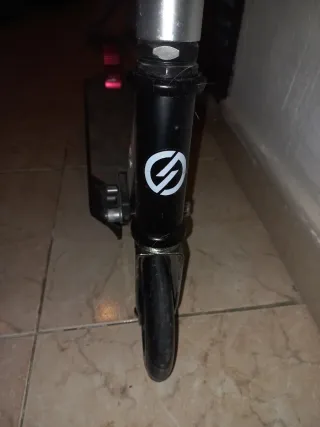 Monopatín Oxelo Rojo y Negro