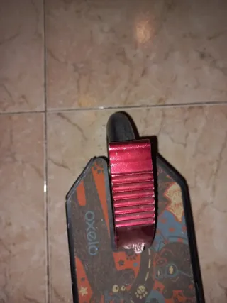 Monopatín Oxelo Rojo y Negro