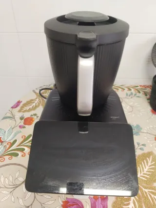 Thermomix TM6 + accesorios originales