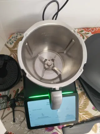 Thermomix TM6 + accesorios originales