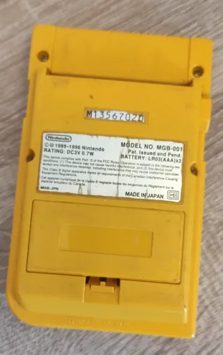 Game Boy Pocket Amarilla