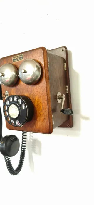 Teléfono antiguo de pared Standar Electrica