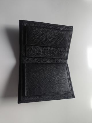 Cartera de cuero negra nueva