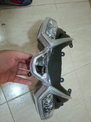 Faro delantero Aprilia RS 660 original