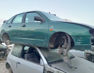 Paragolpes tras seat cordoba berlina (6k2) 310435