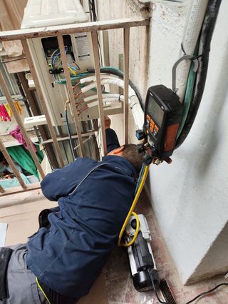 TU AIRE NO ENFRÍA? REPARACIÓN + CARGA DE GAS